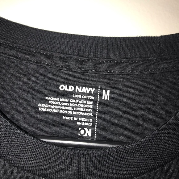 Black old navy shirt size M - Picture 2 of 2